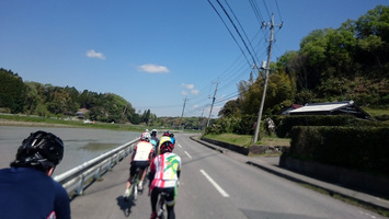 毎週日曜日の朝は　ROAD朝練中